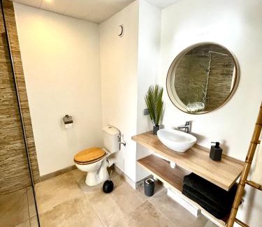 Le Diamant Apartment | NOUVEAU studio chaleureux avec jacuzzi privé & piscine