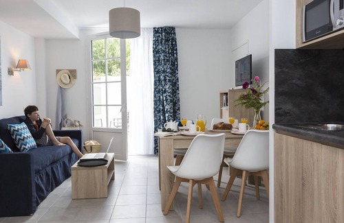 Rivedoux-Plage Condo | Nouvel Appartement près de la plage | piscine