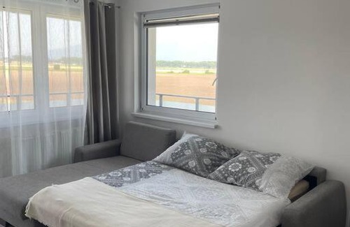 Poprad Apartment | Nový byt s parkovaním na dosah Tatrám.