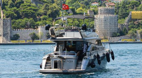 Bebek Boat Rental | Nova Yachting