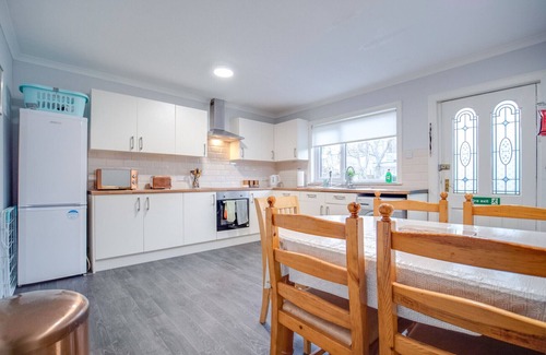 Cromarty Firth House | Novar 4 Bedroom House - Alness