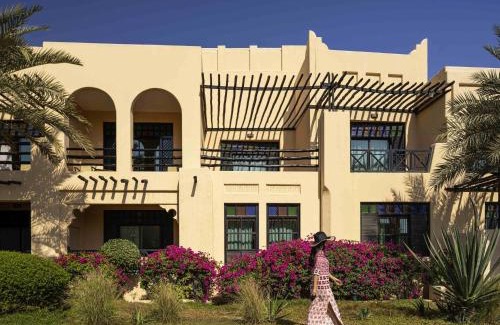 Manama Resort | Novotel Bahrain Al Dana Resort