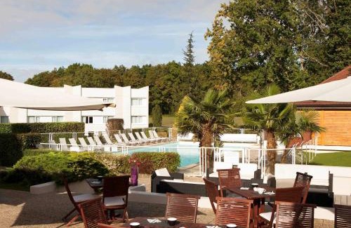 Ury Hotel | Novotel Fontainebleau Ury