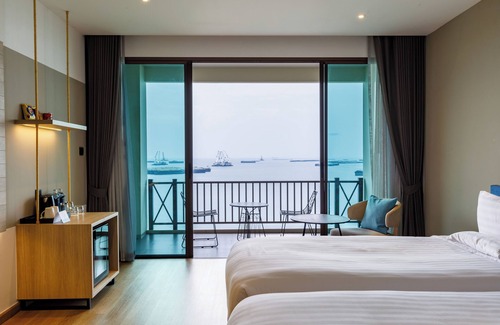 Tha Thaewawong Hotel | Novotel Koh Si Chang