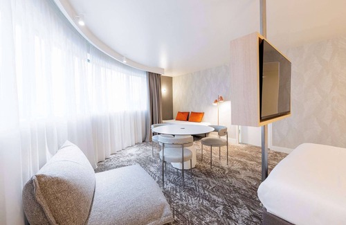 Le Kremlin-Bicetre Hotel | Novotel Paris 13 Porte d'Italie