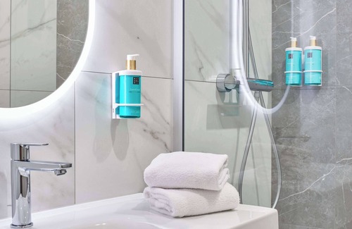 Le Kremlin-Bicetre Hotel | Novotel Paris 13 Porte d'Italie