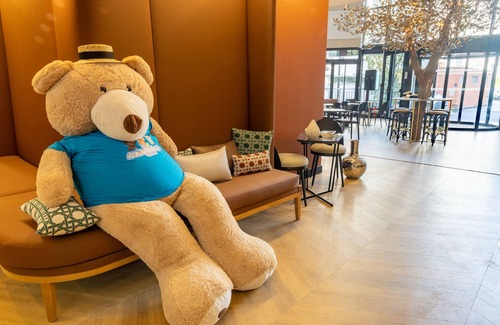 Suresnes Hotel | Novotel Paris Suresnes Longchamp