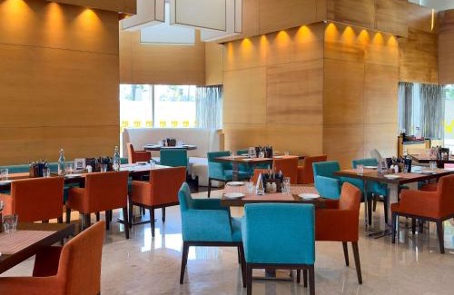 Viman Nagar Hotel | Novotel Pune Viman Nagar Road