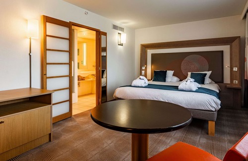 Muire - Haubette Hotel | Novotel Reims Tinqueux