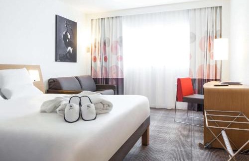 Magny-les-Hameaux Hotel | Novotel Saint-Quentin en Yvelines