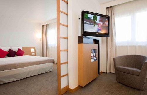 Magny-les-Hameaux Hotel | Novotel Saint-Quentin en Yvelines