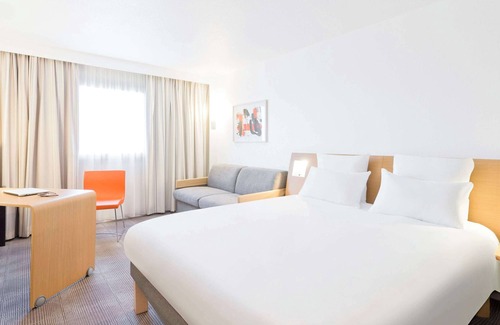 Magny-les-Hameaux Hotel | Novotel Saint-Quentin en Yvelines