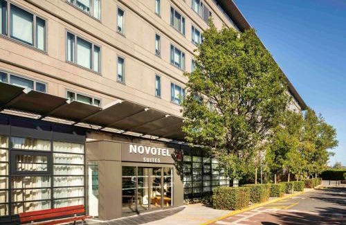 Roissy-en-France Hotel | Novotel Suites Paris CDG Airport Villepinte