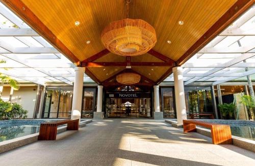 Twin Waters Hotel | Novotel Sunshine Coast Resort