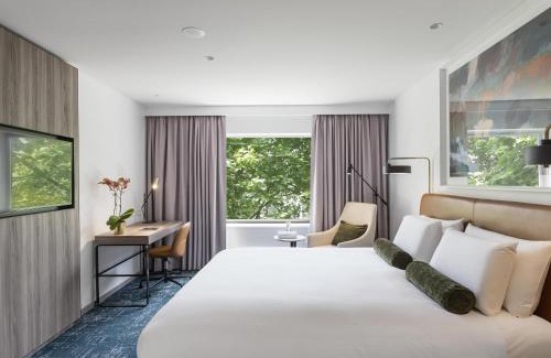 Chinatown Hotel | Novotel Sydney Darling Square