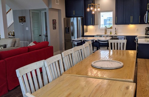 Surf Side Shores House | Now booking Fall 2025 &Summer 2026! Lux 5 BR GulfFront Slps 16 – Priv Pool+Beach