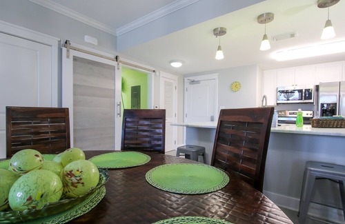 Fort Walton Beach - Destin Condo | 🦩Now Booking for Summer! How About A Slice of KeyLime Pie? ~ Waterscape A521🦩