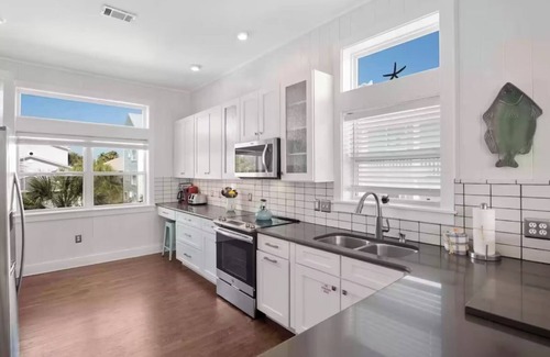 Grayton Beach House | 🦩Now Booking for Summer! The Sea Prize at Grayton Beach Is Yours🦩