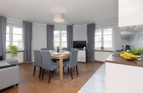 Srodmiescie Apartment | Nowy Swiat 29 | Apartment | Air conditioning