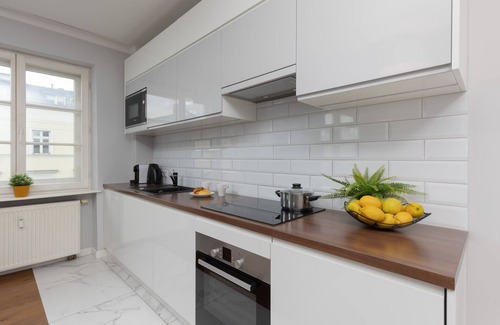 Srodmiescie Apartment | Nowy Swiat 29 | Apartment | Air conditioning