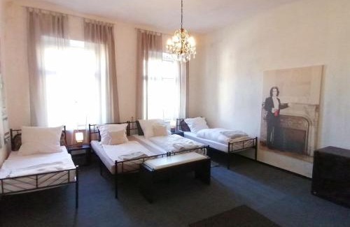 Annaberg-Buchholz House | Nr 11 Gästeoase für 4 Personen Familie mit Umkleide Herzens der Stadt