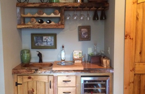 Windham House | nStunning Chalet style home in Catskills with 8 Person hot tub, fire pit & Sauna