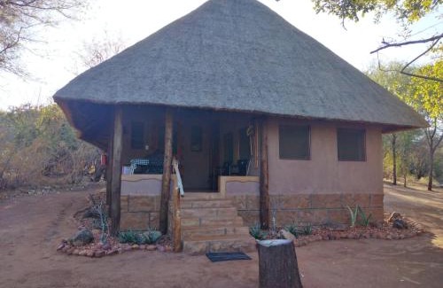 Ha-Lambani Cabin | Nthakeni Bush & River Camp