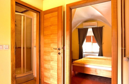 Ptuj Bed & Breakfast | nThe house is a cultural monument located by the river Drava.nn.