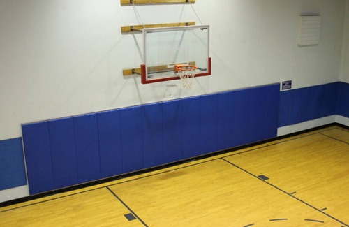 Mishawaka House | ntSleeps 18 w/Indoor Basketball Pickleball Court,2-Heated Pools & Hot Tub!