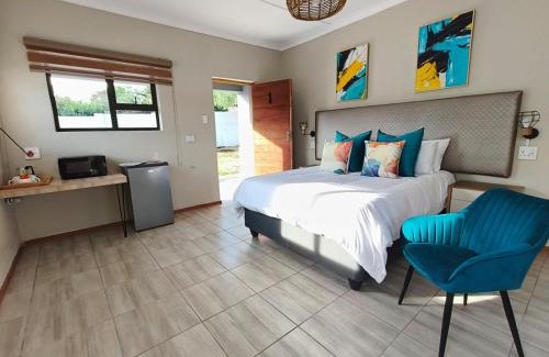 Lombardy East House | Nu Oasis guest house