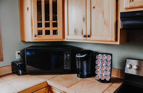 Morris Cabin | Nubbintown Lodge Great for Large Family or Retreat