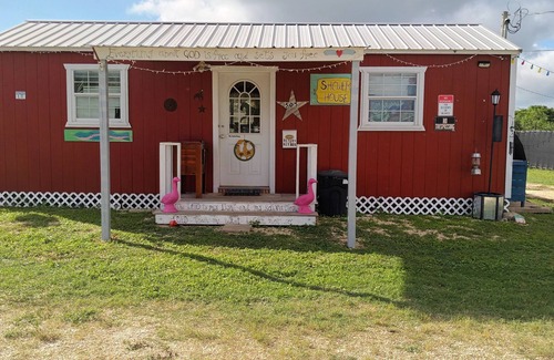 Camp Wood Cabin | Nueces Nook- Cabin#7