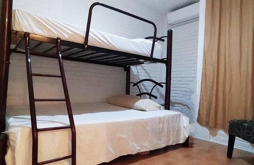 Ixtapa House | Nuestra casa es tu casa bienvenidos viajeros