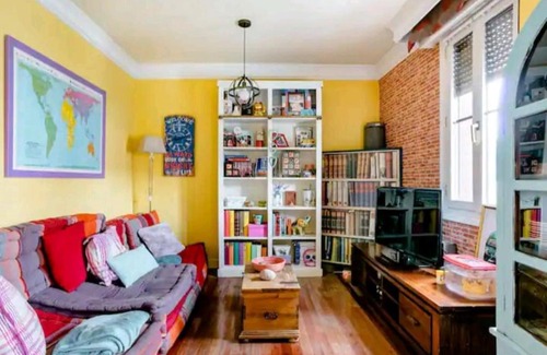 Bilbao la Vieja Apartment | Nuestro refugio - Casco Viejo con wifi y parking gratuito-