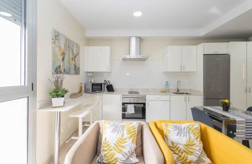 Las Palmas de Gran Canaria Apartment | Nuevos Lightbooking Livian Suites Las Palmas