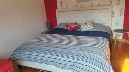 Pleuven House | nuit avec les etoiles