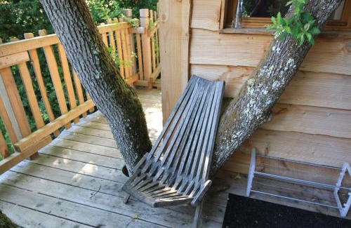 Saint-Antoine-de-Breuilh Bed & Breakfast | Nuits perchées à Laroque