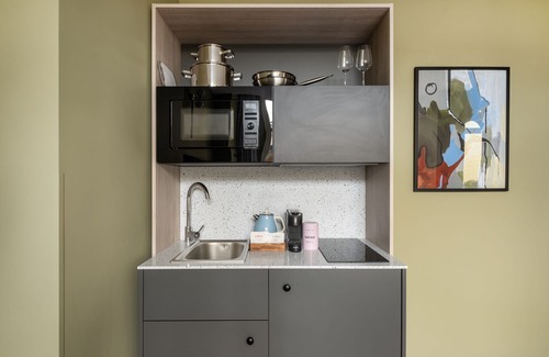 Ilot Sacre Apartment | numa | Scoop Rooms & Apartments
