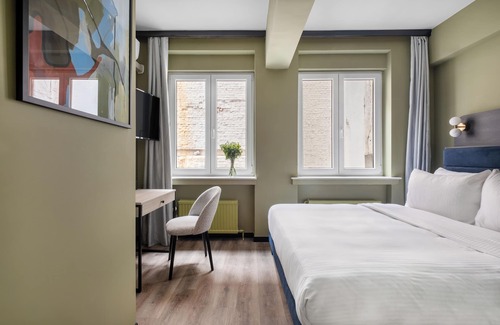 Ilot Sacre Apartment | numa | Scoop Rooms & Apartments
