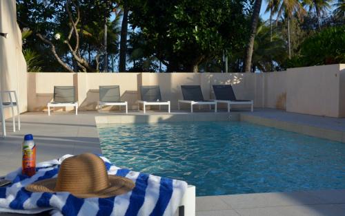 Port Douglas Apartment | Number 2 On The Beach | Beautiful Beachfront Villa