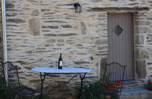 Rochefort-en-Terre House | "Number 26" Town House