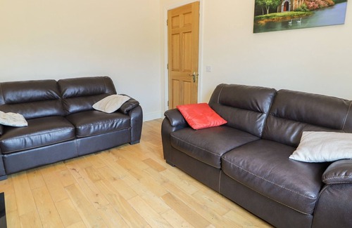 Lispole Cottage | NUMBER 7, family friendly, with a garden in Lispole, County Kerry
