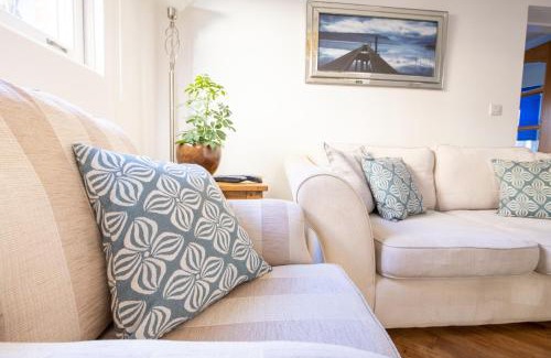 West Cliff Apartment | Number Seven Cottage