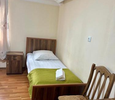Tsqaltubo House | Nunu's Guesthouse