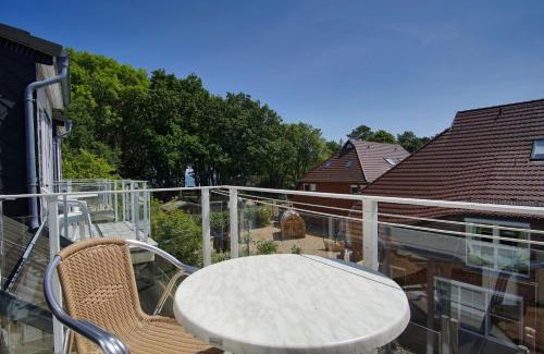 Monchgut-Granitz Apartment | nur 100 m zum Strand, schöne FeWo mit Balkon - App Eldena FeWo 10