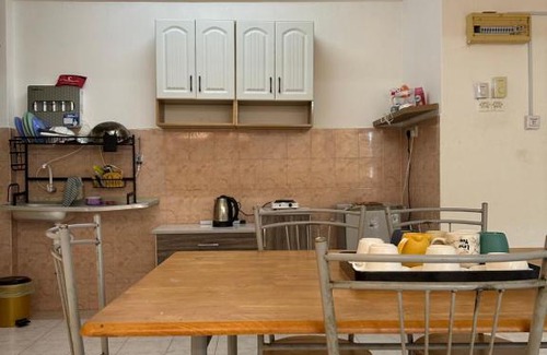 Bukit Baru Apartment | Nur Ahmad FAMILYHOMESTAY BUKIT BERUANG 4 ROOMS Full Apartment FREE WIFI & NETFLIX