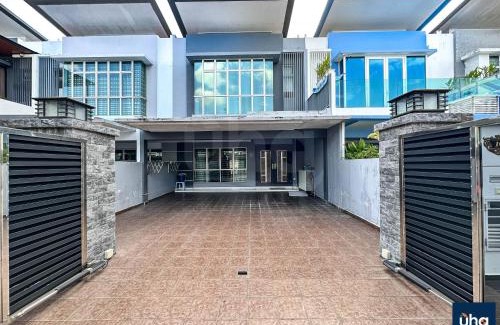 Setia Tropika House | Nusa Sentral By RR JBcity
