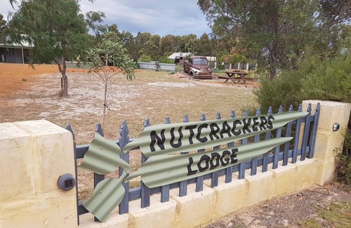 Esperance Other | Nutcrackers lodge - farmstay