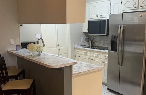 Vance Jackson House | NW Charmer with private pool!