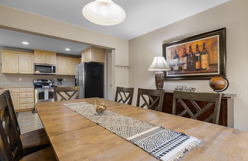River West House | NW Union | River West, Blocks to Downtown, Old Mill District pet (dog) friendly